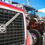 Choosing the Right Repair Shop for Your Truck or Trailer – 3 Key Factors