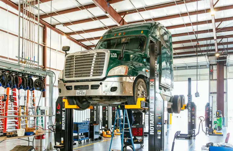 Everything You Need to Know About Professional Truck Repairs – Why Choosing a Specialized Truck Service Matters